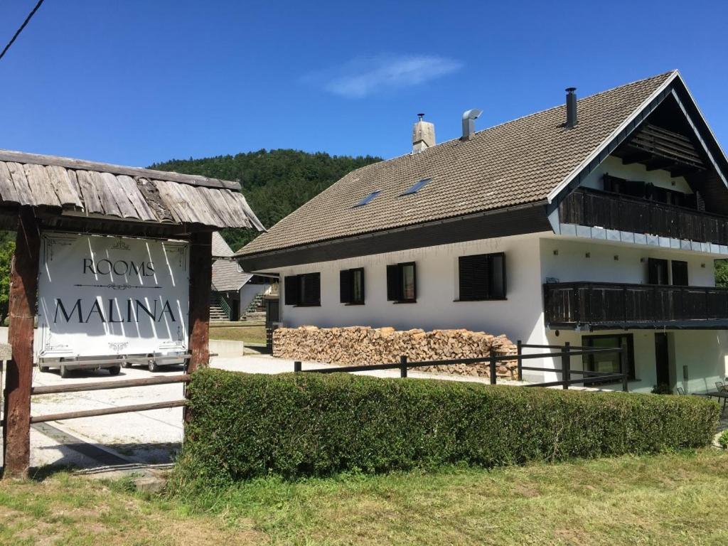 Rooms Malina Blejska Dobrava Экстерьер фото