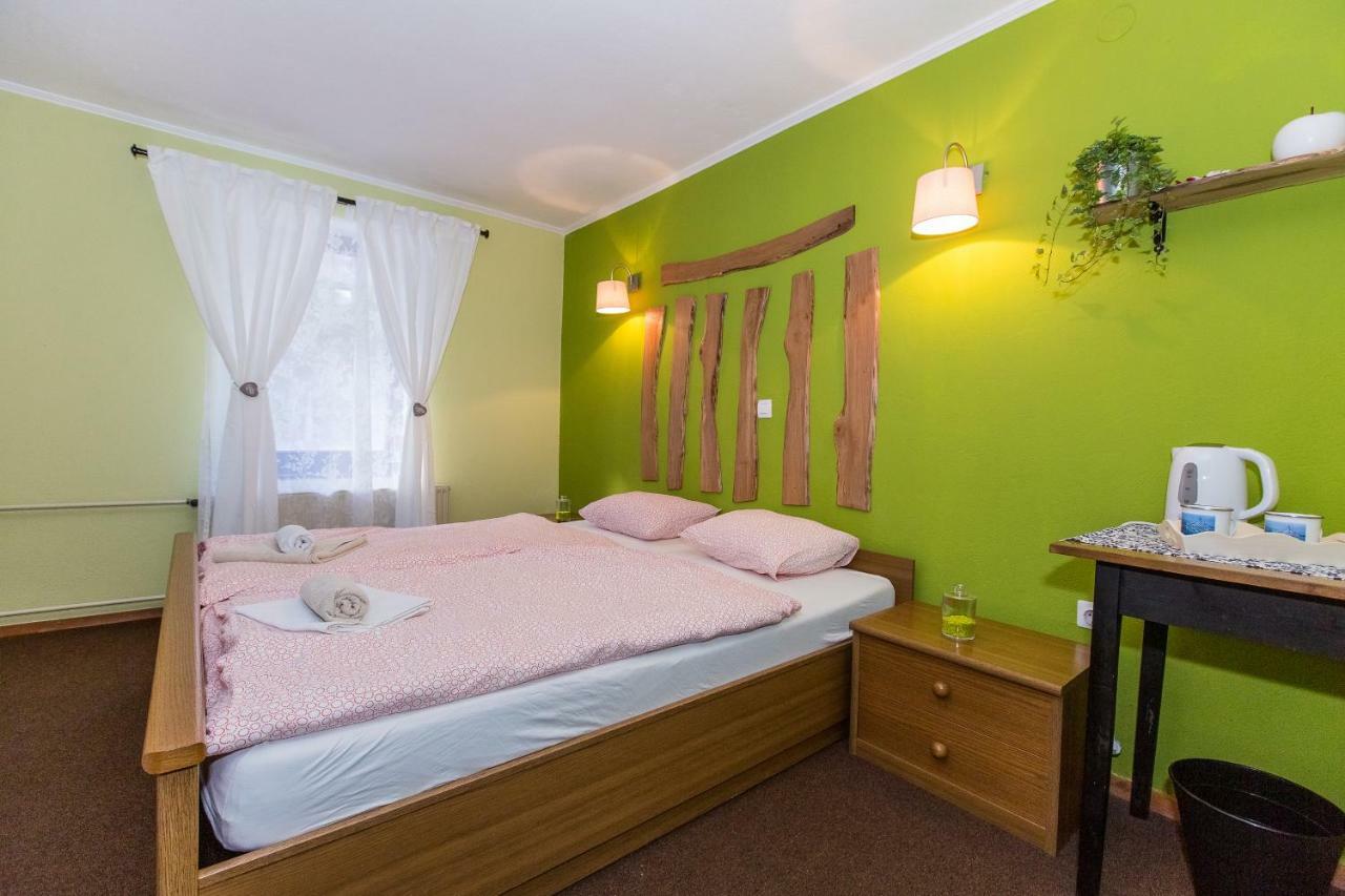 Rooms Malina Blejska Dobrava Экстерьер фото