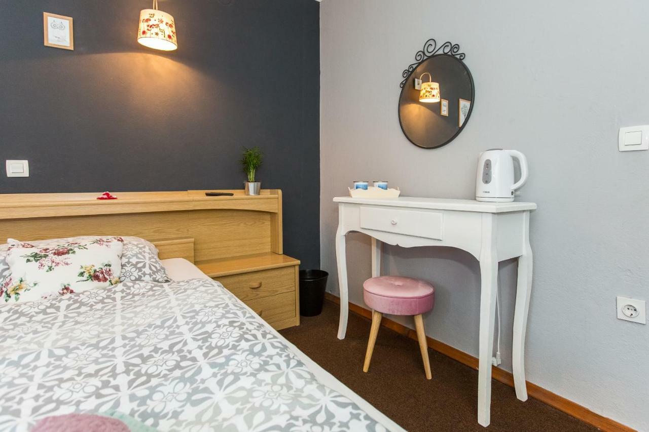 Rooms Malina Blejska Dobrava Экстерьер фото